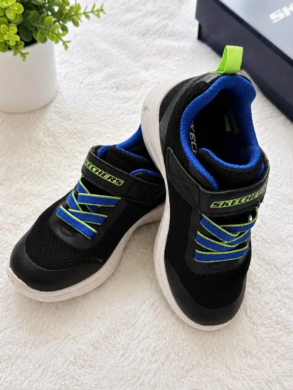SKECHERS Kids Black Blue Green Sneakers Hook & Loop Athletic Shoes